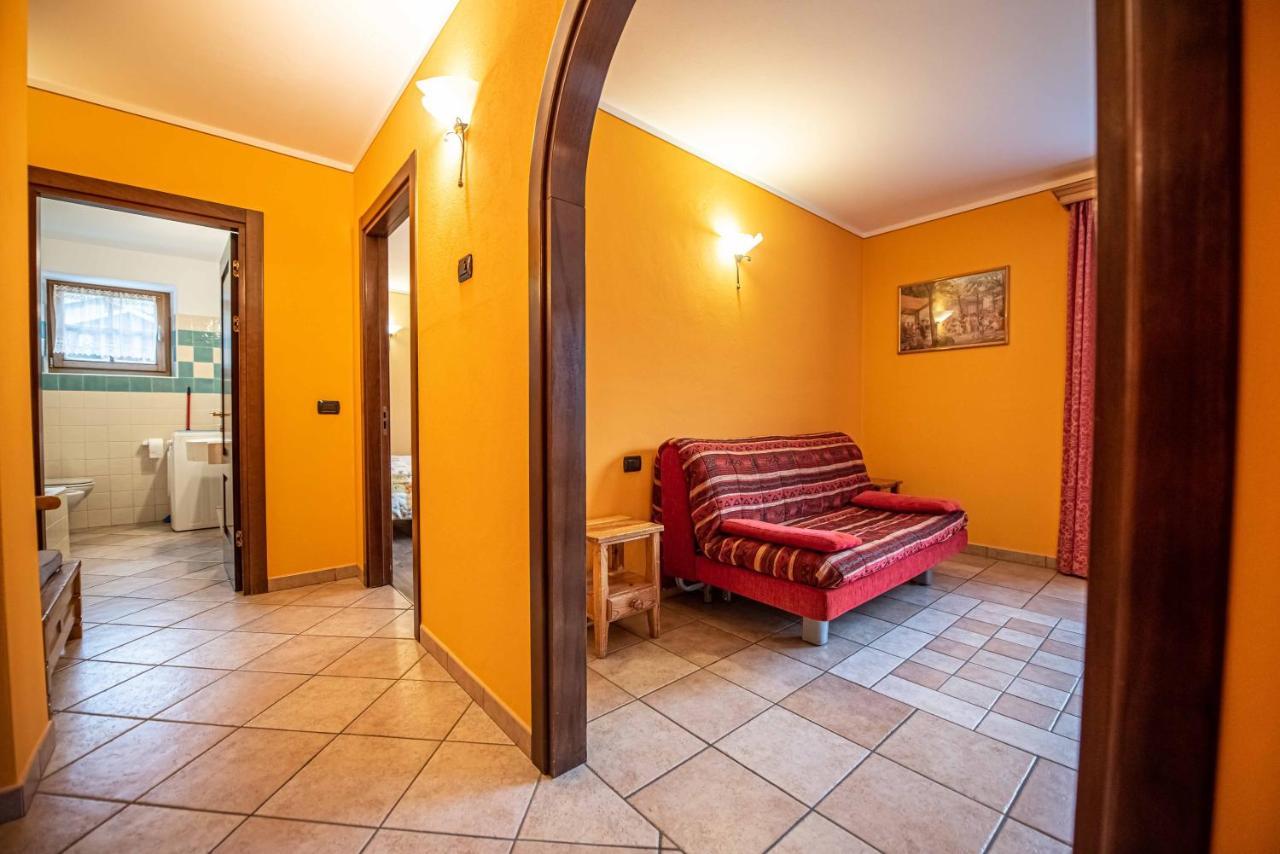 Family House Amalia Myholidaylivigno Esterno foto