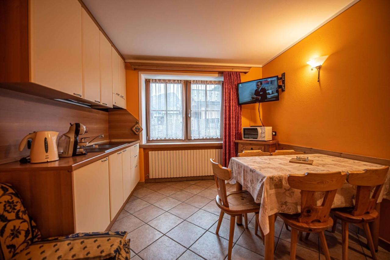 Family House Amalia Myholidaylivigno Esterno foto