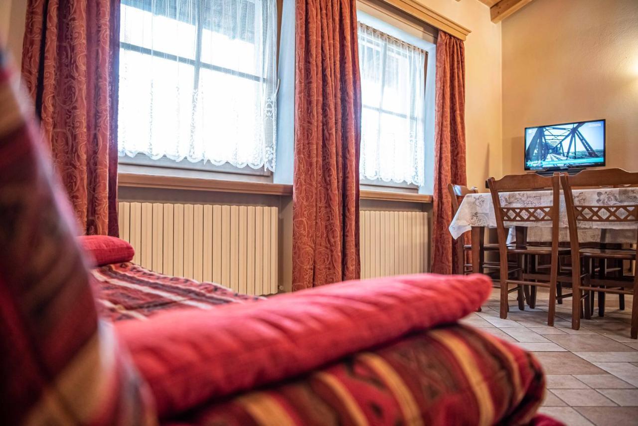 Family House Amalia Myholidaylivigno Esterno foto