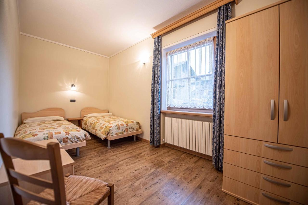 Family House Amalia Myholidaylivigno Esterno foto