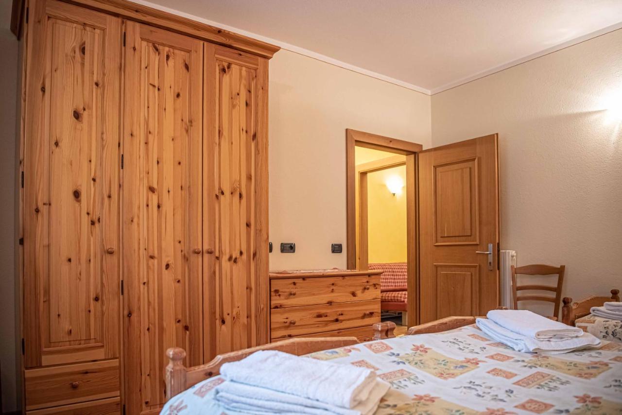Family House Amalia Myholidaylivigno Esterno foto