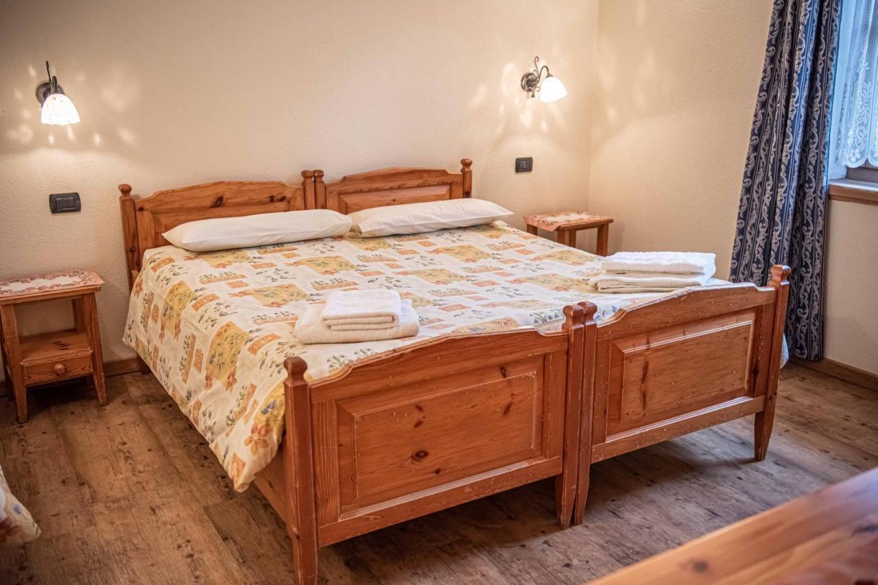 Family House Amalia Myholidaylivigno Esterno foto
