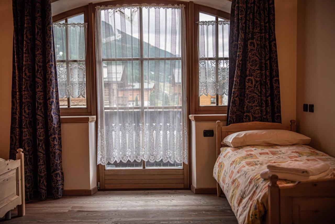 Family House Amalia Myholidaylivigno Esterno foto